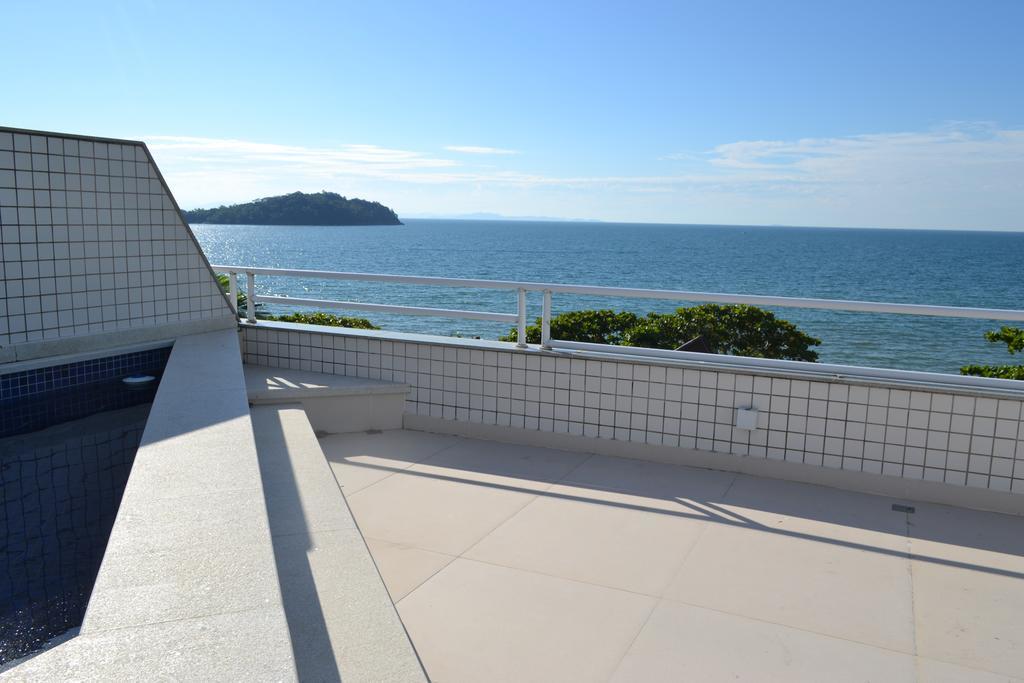 Apart Hotel Villa De Vincenzi ฟลอเรียนอโปลิส ภายนอก รูปภาพ